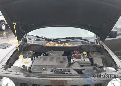 2016 Jeep Patriot 75Th Anniversary z USA, uszkodzony, nr VIN 1C4NJRBB1GD753299